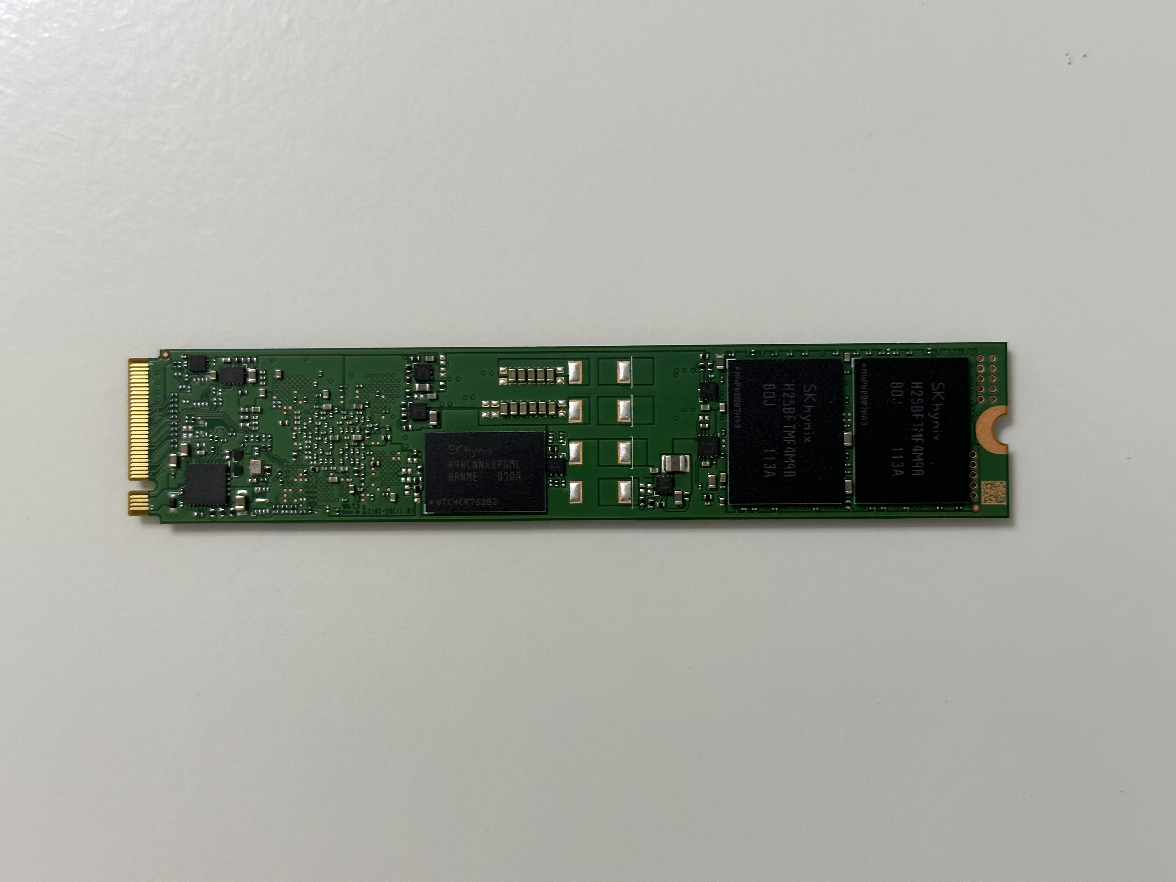 Back: RAM chip and more NAND flash chips